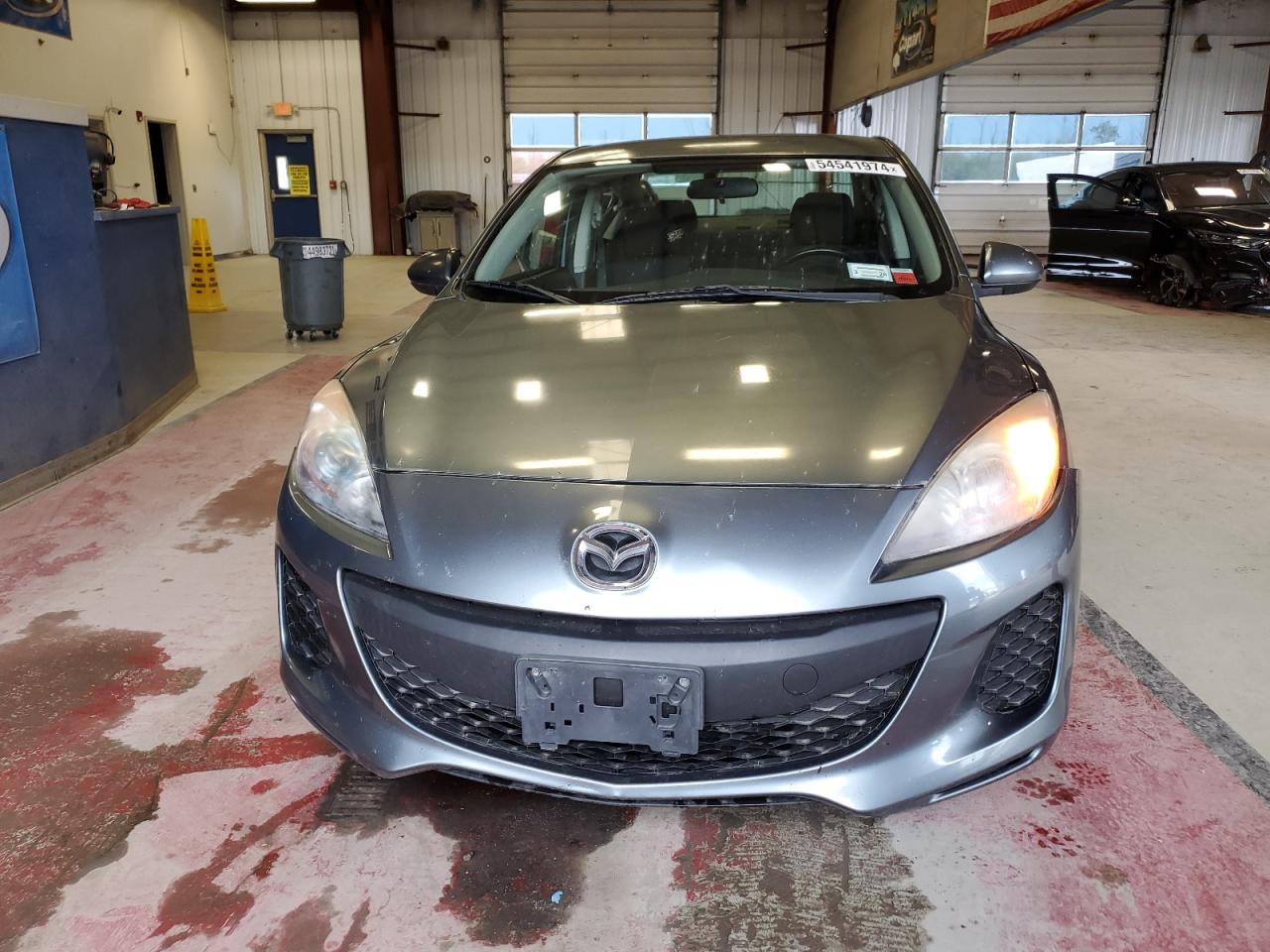 JM1BL1V85C1575360 2012 Mazda 3 I