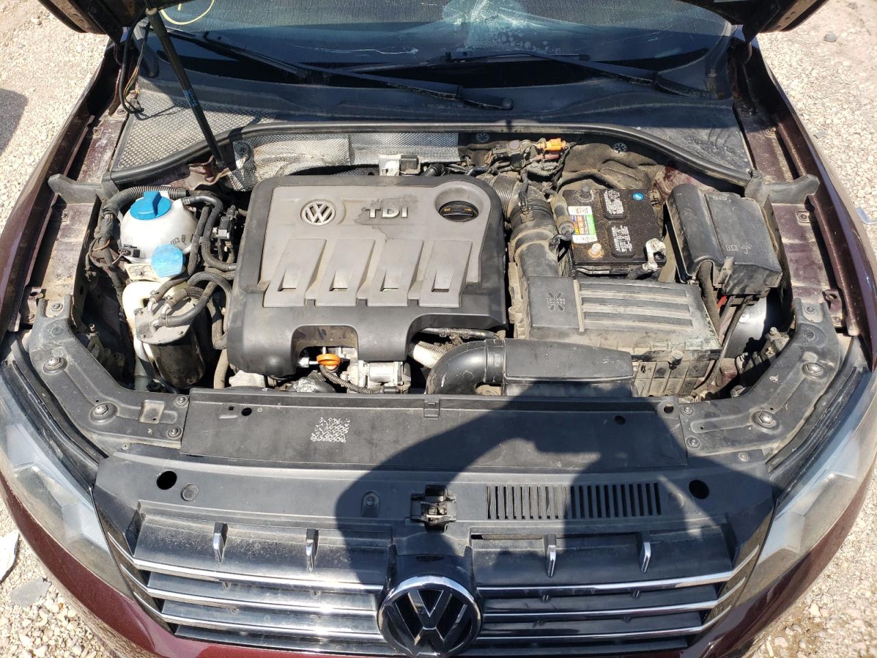 1VWCN7A32DC112946 2013 Volkswagen Passat Sel