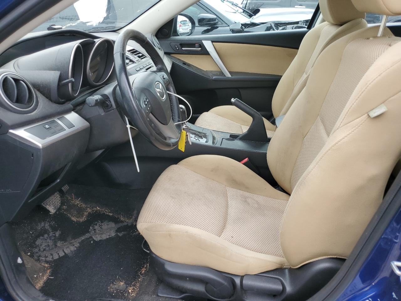 JM1BL1V57C1579884 2012 Mazda 3 S