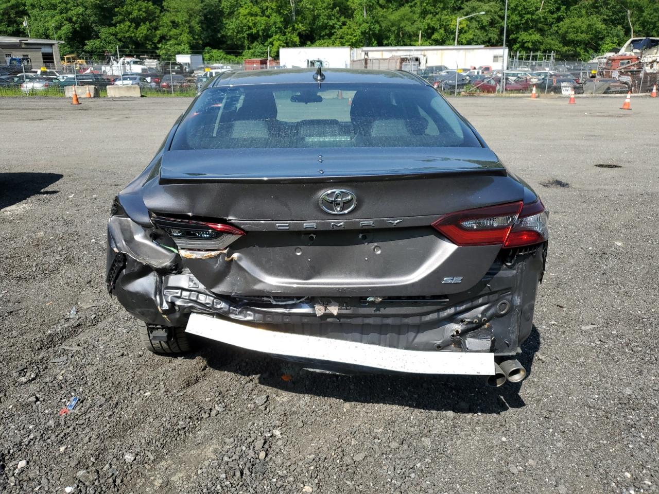 2021 Toyota Camry Se vin: 4T1G11AKXMU587478