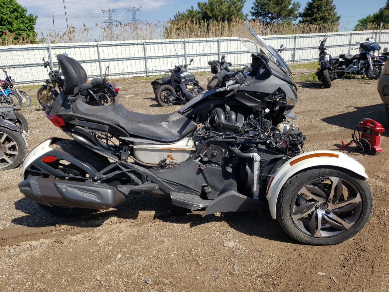 Can-Am Spyder 2014 Spyder ST