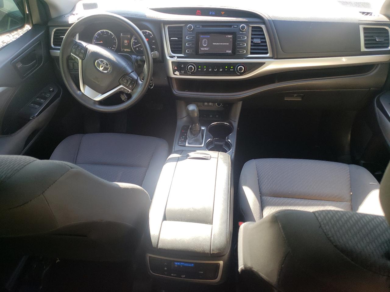 5TDBZRFH4HS442997 2017 Toyota Highlander Le