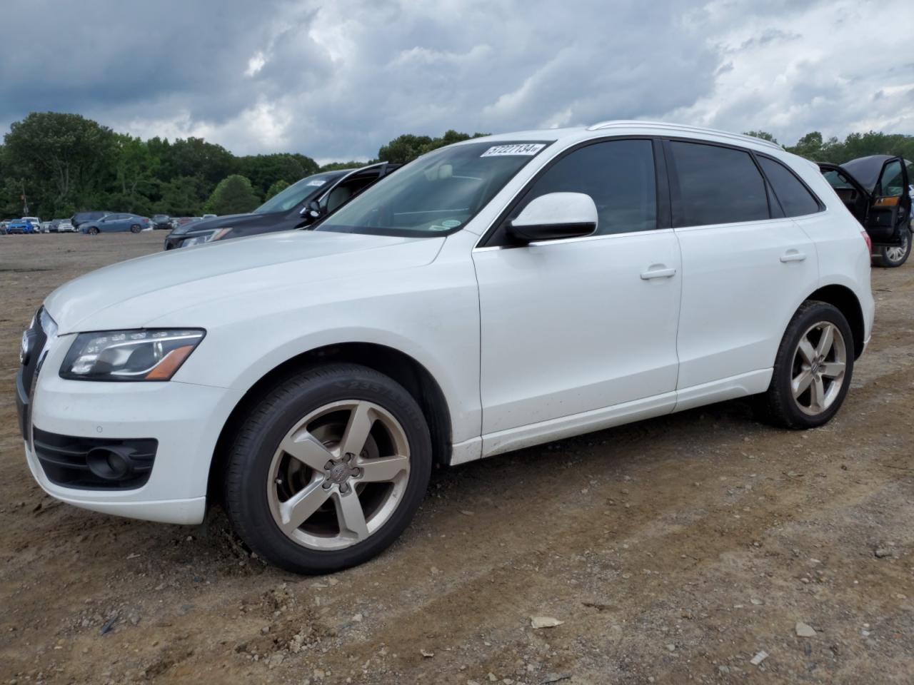 WA1LFAFP7BA101422 2011 Audi Q5 Premium Plus