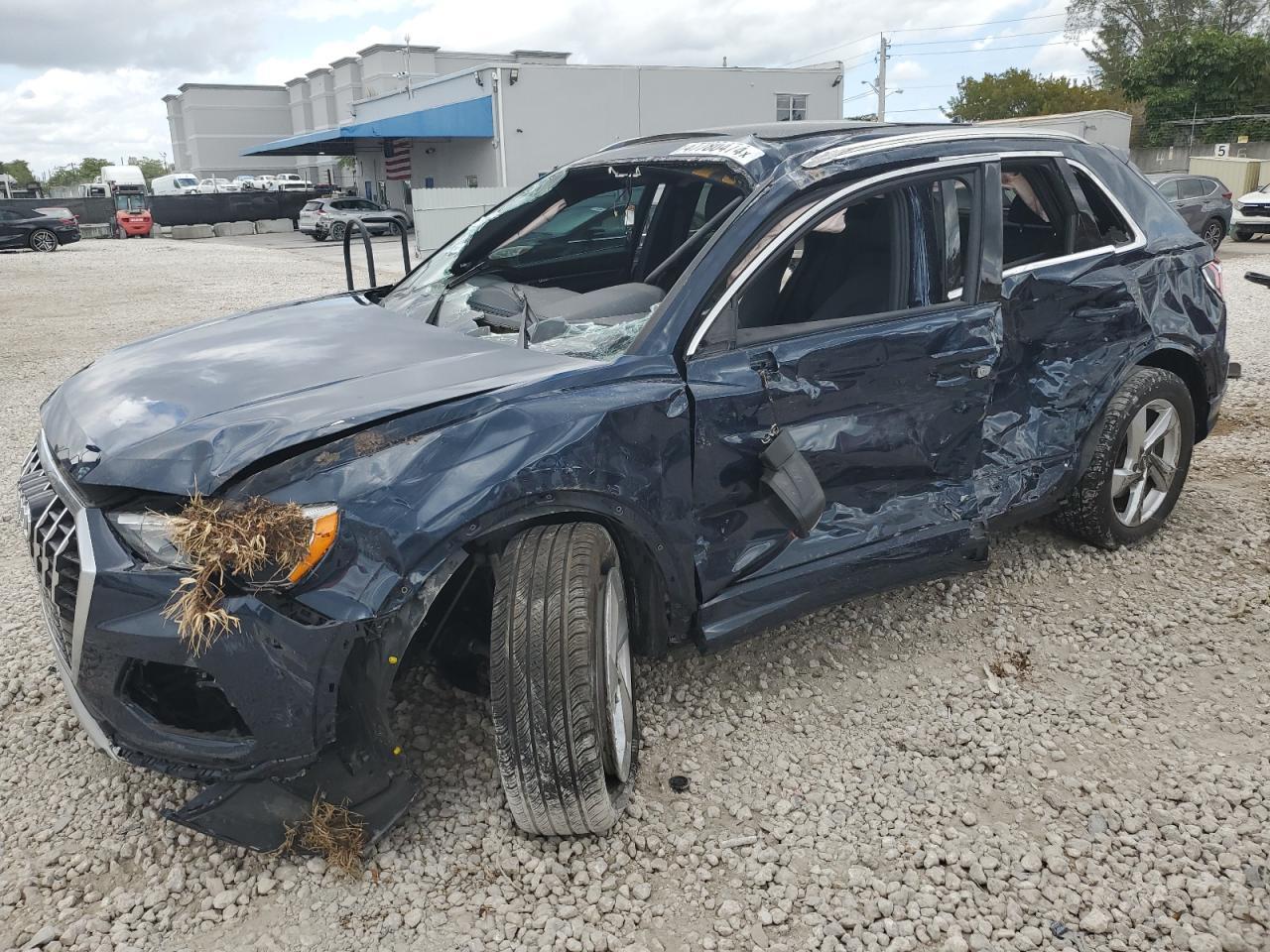 2020 Audi Q3 Premium vin: WA1AECF32L1087787