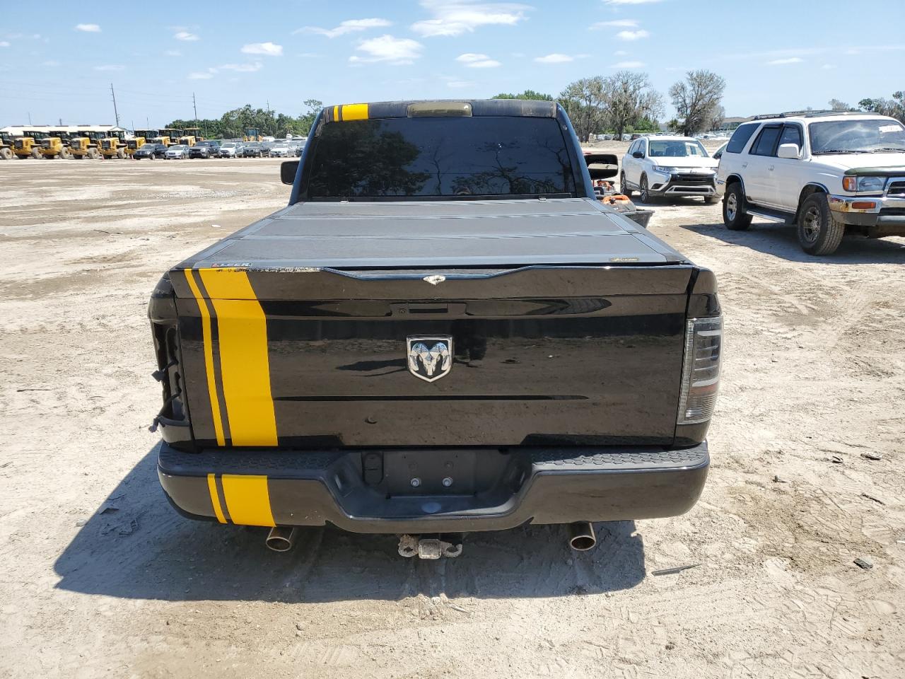 3C6JR6AT5KG722754 2019 Ram 1500 Classic Tradesman