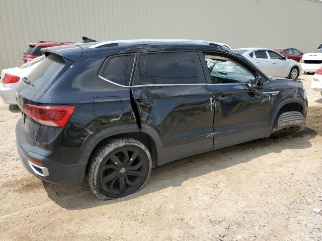 3VVTX7B21NM088062 Volkswagen Taos SE  3