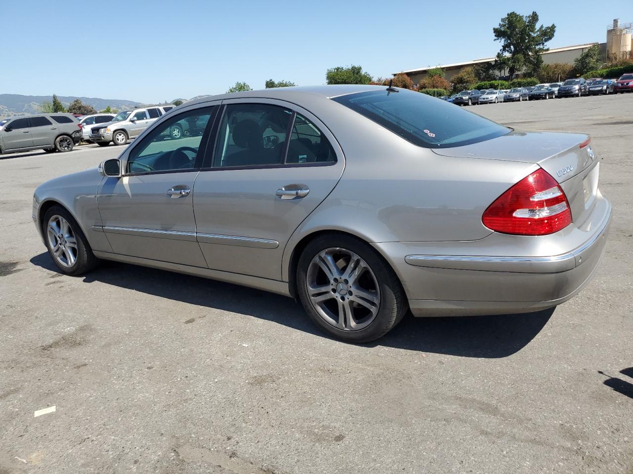 WDBUF70J95A745699 2005 Mercedes-Benz E 500