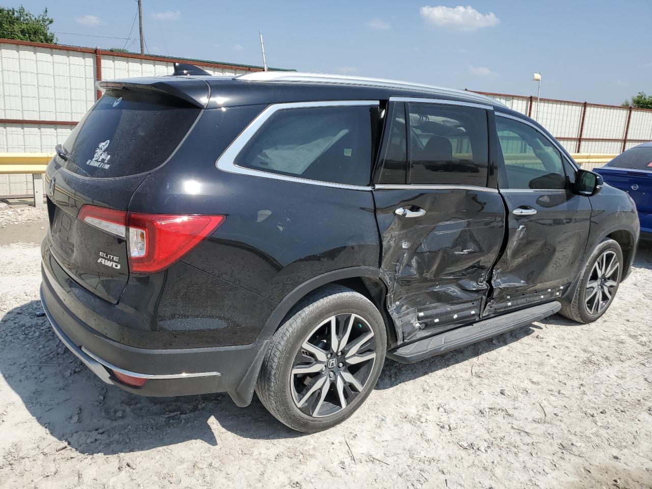 5FNYF6H02KB005939 2019 Honda Pilot Elite