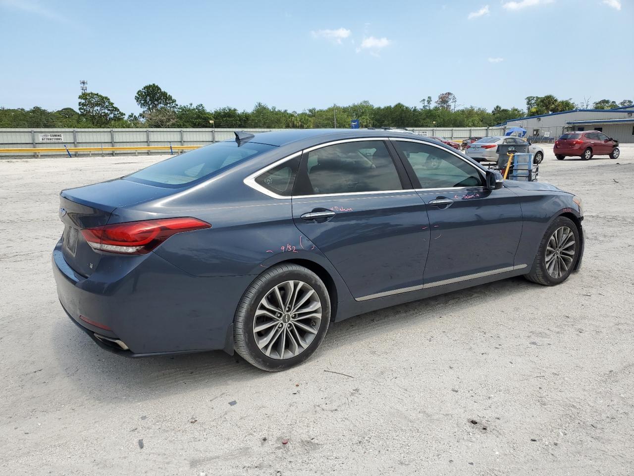 KMHGN4JE8FU082025 2015 Hyundai Genesis 3.8L