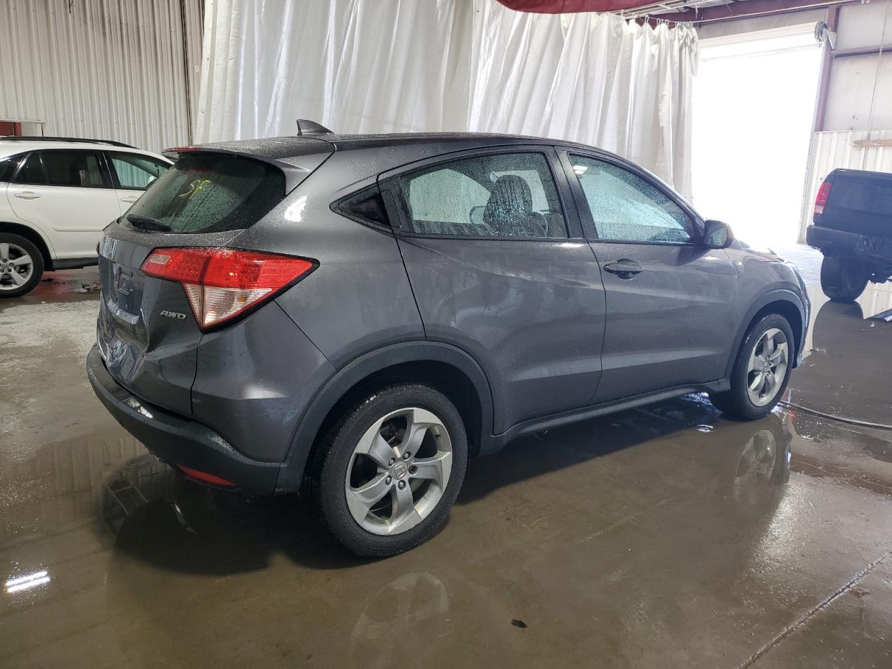 3CZRU6H35HM702668 2017 Honda Hr-V Lx