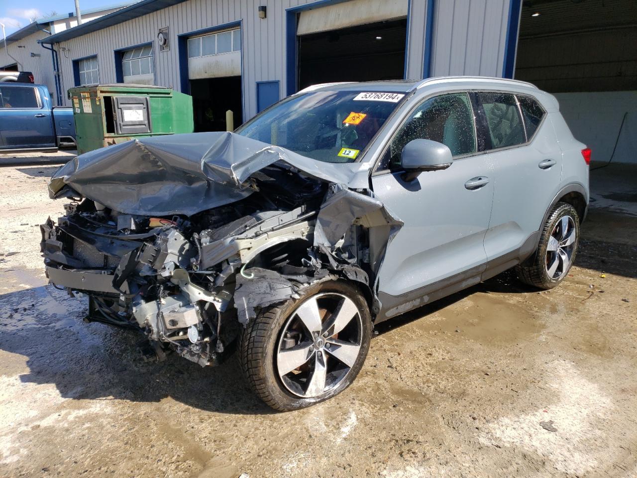 2020 Volvo Xc40 T5 Momentum vin: YV4162UK8L2273798