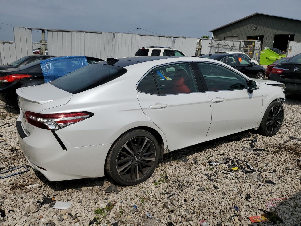 4T1B61HK2KU811017 2019 Toyota Camry Xse