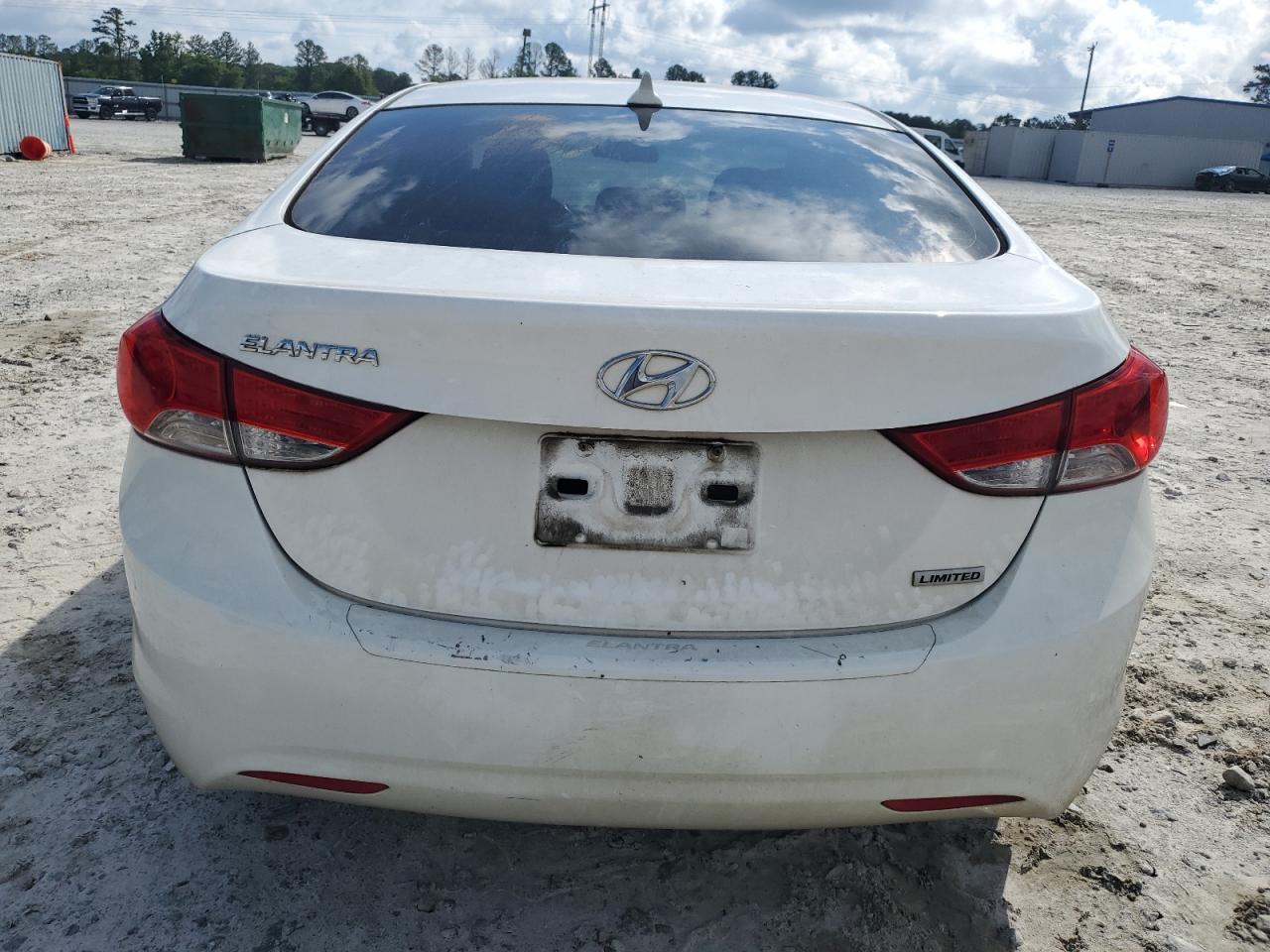 5NPDH4AE3DH438032 2013 Hyundai Elantra Gls