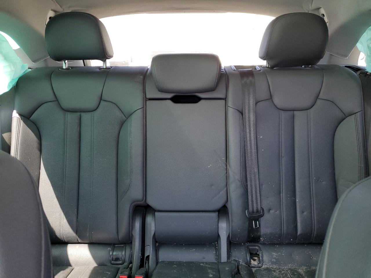 WA1CNAFY5K2052467 2019 Audi Q5 Prestige