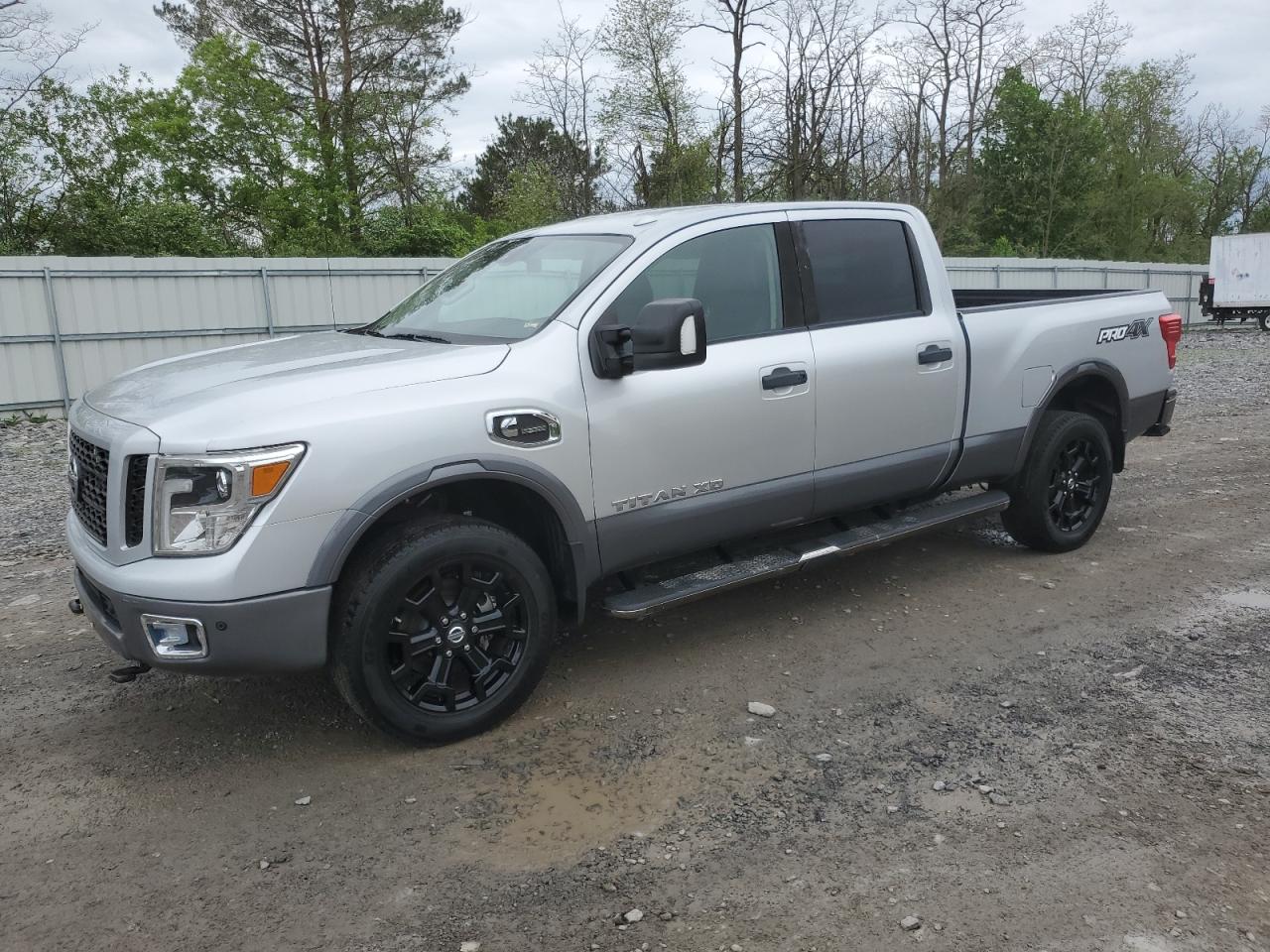 1N6BA1F4XJN534694 2018 Nissan Titan Xd Sl