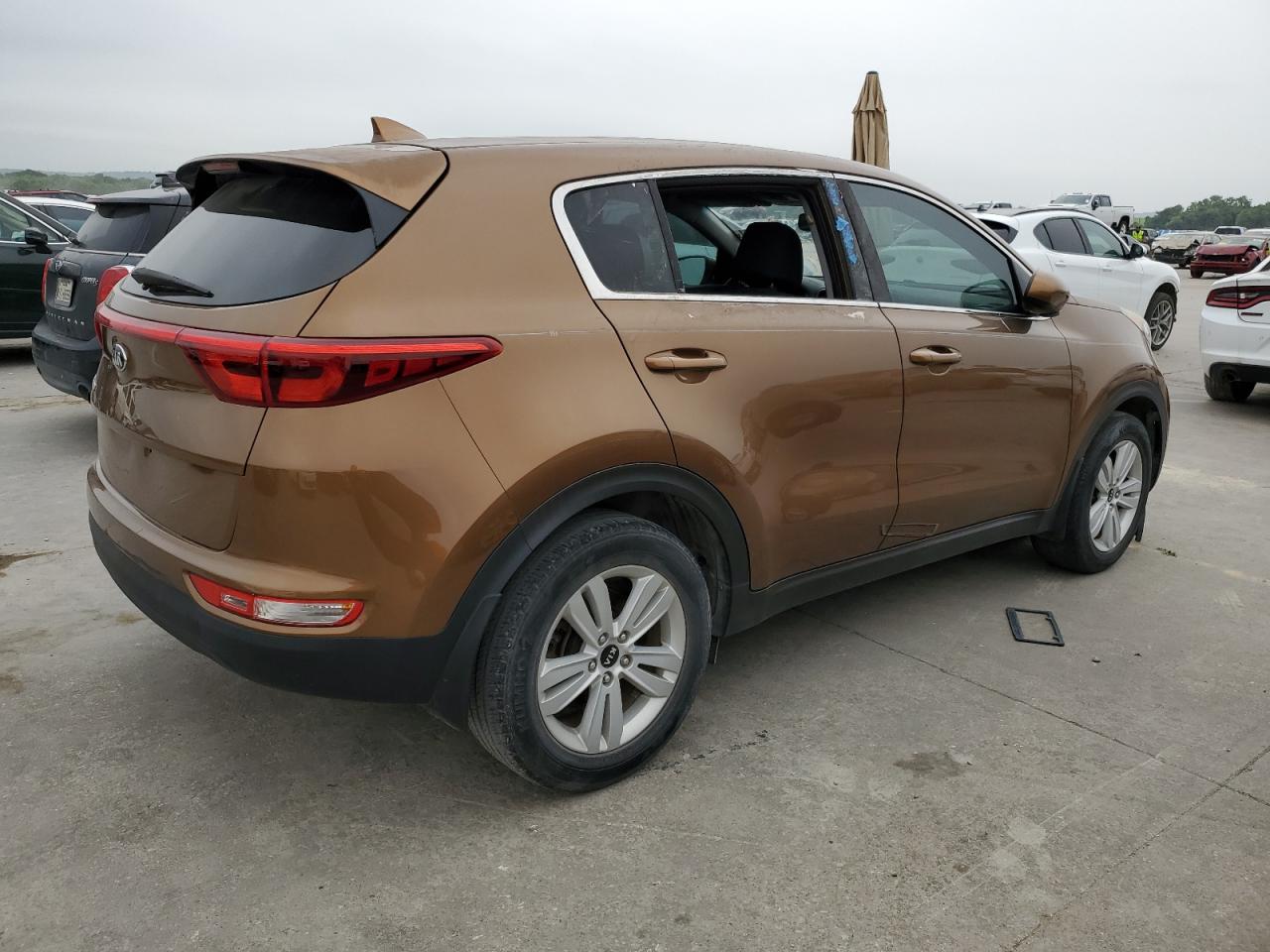 KNDPM3AC8H7241210 2017 Kia Sportage Lx