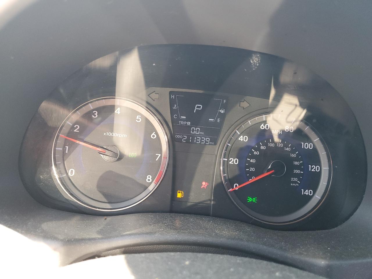 KMHCU4AEXCU244671 2012 Hyundai Accent Gls