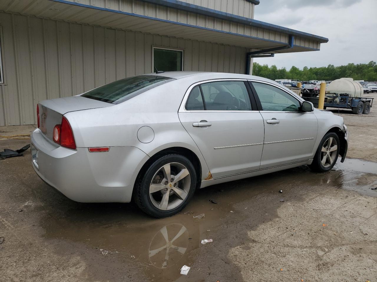 1G1ZC5E17BF216448 2011 Chevrolet Malibu 1Lt