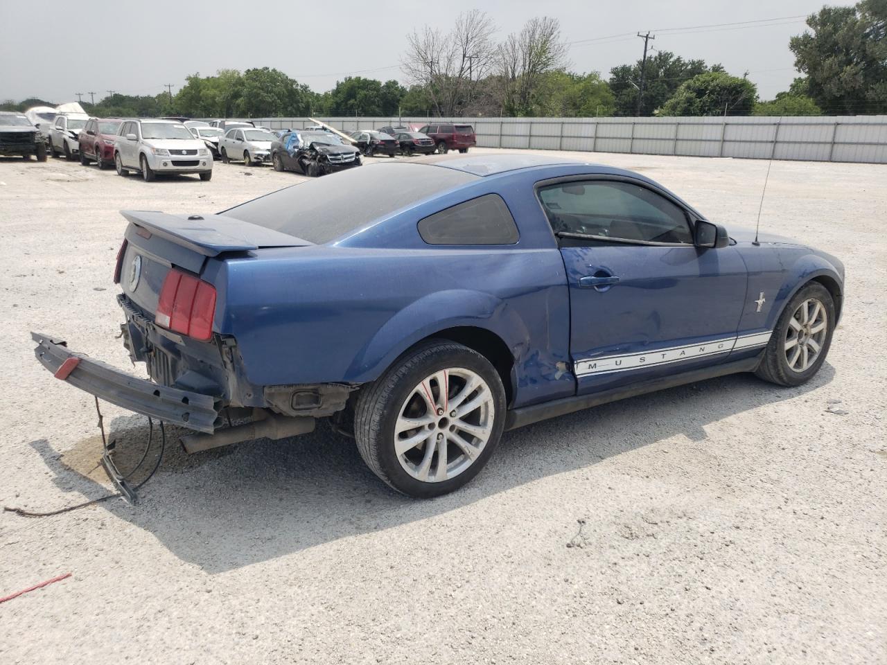 1ZVHT80N285150935 2008 Ford Mustang