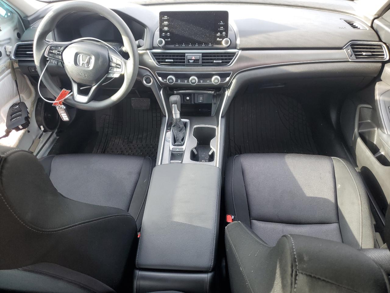 2020 Honda Accord Lx vin: 1HGCV1F13LA115602