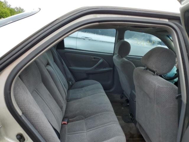 2000 Toyota Camry Le VIN: 4T1BF22K8YU108710 Lot: 57217604