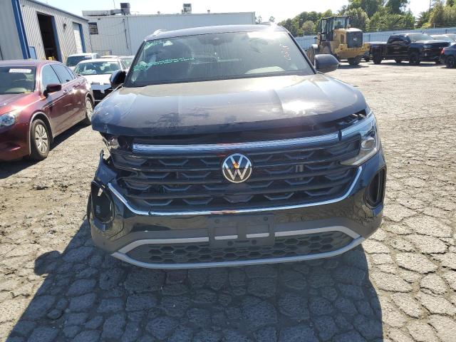 1V2KE2CA0RC200218 Volkswagen Atlas CROS 5