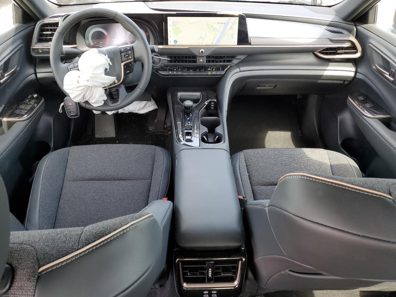 JTDAAAAF1R3018772 2024 Toyota Crown Xle