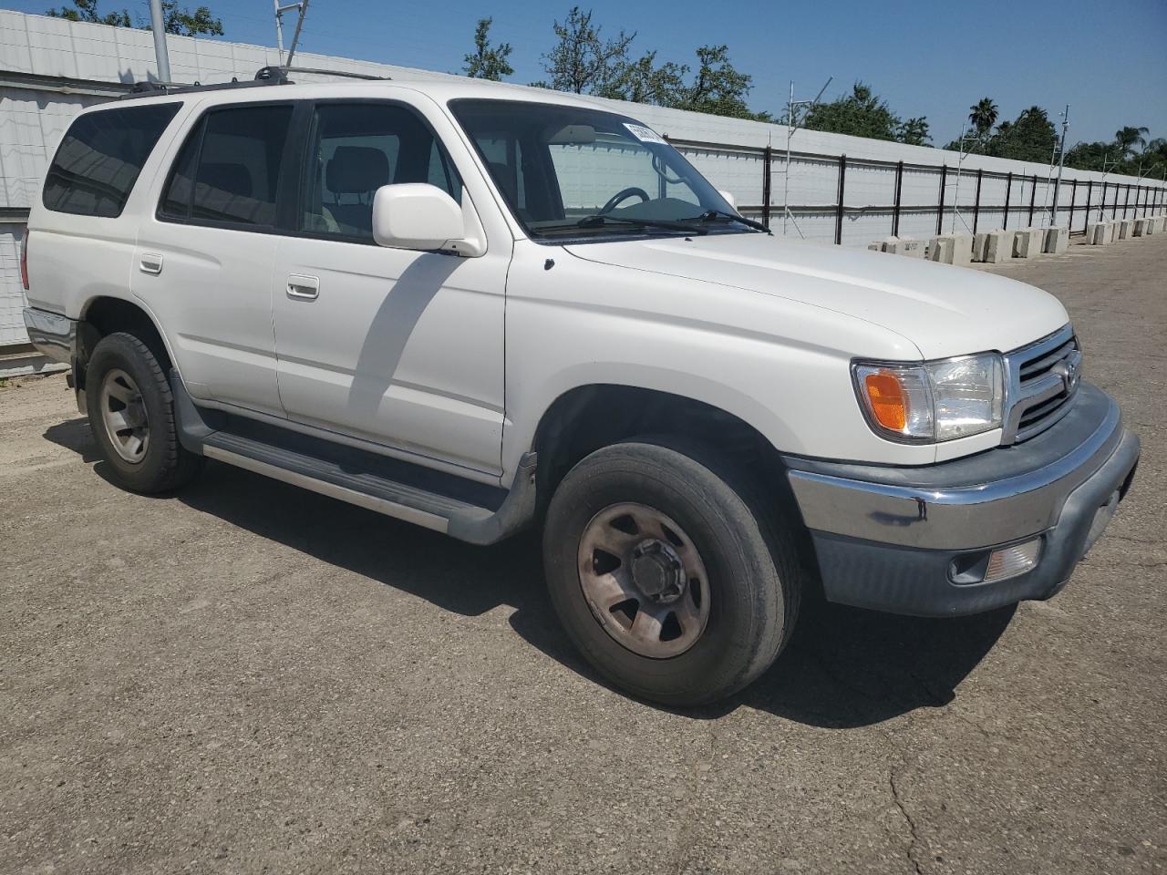 JT3GN86R7Y0148506 2000 Toyota 4Runner Sr5