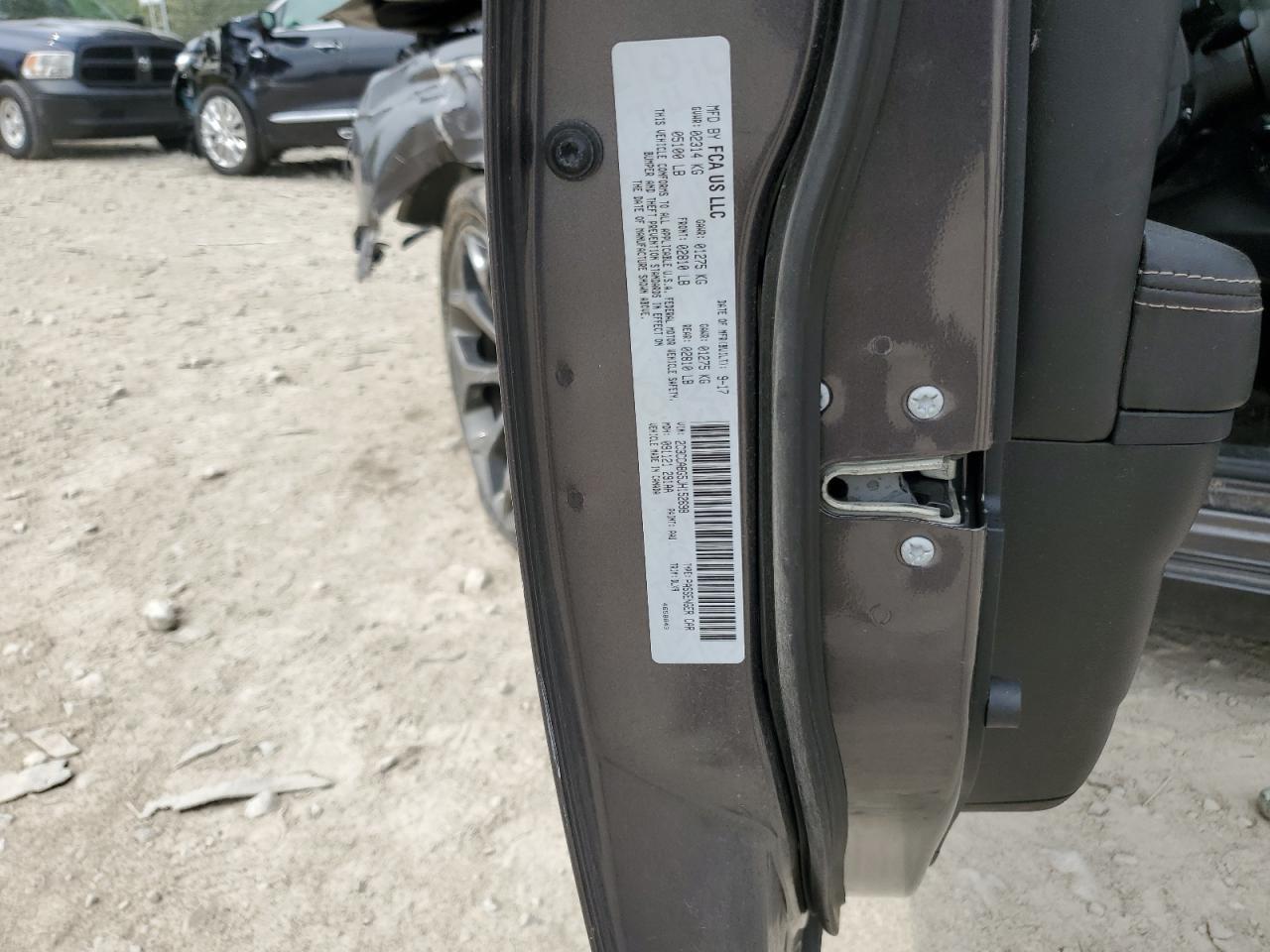2C3CCABG5JH152698 2018 Chrysler 300 S