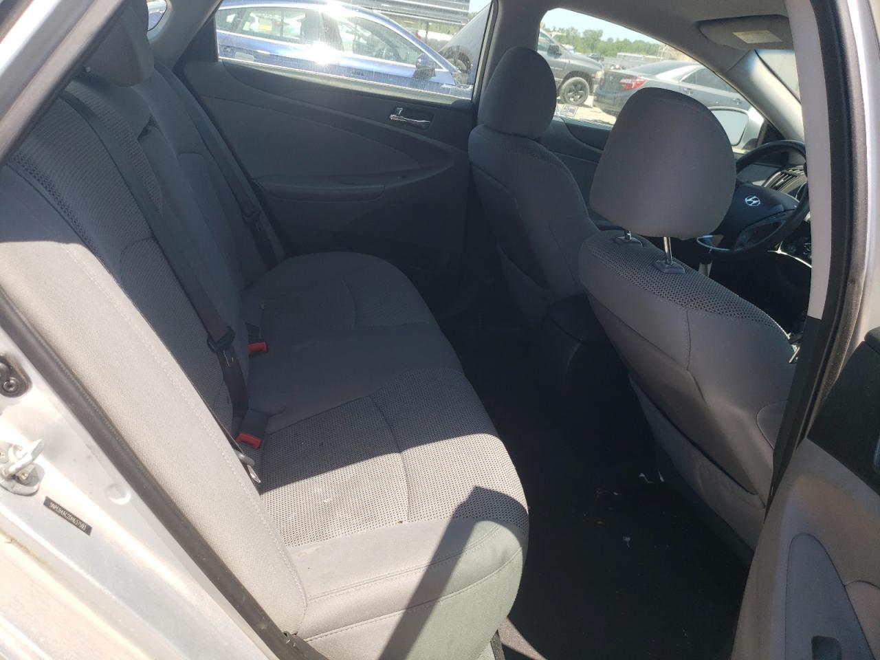 5NPEB4AC2DH637593 2013 Hyundai Sonata Gls