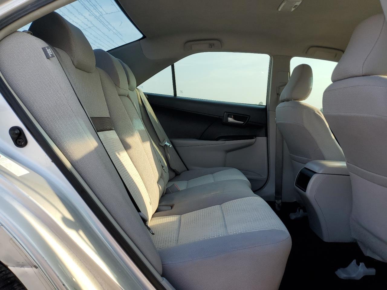 4T4BF1FK8ER444668 2014 Toyota Camry L