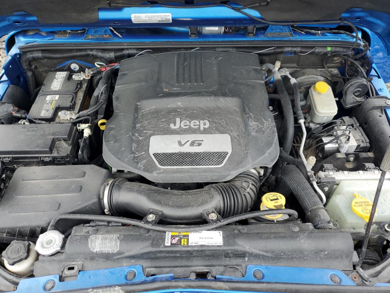 1C4BJWEGXGL204148 2016 Jeep Wrangler Unlimited Sahara