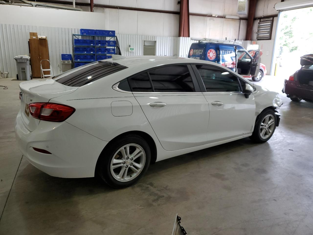 1G1BE5SM3J7167011 2018 Chevrolet Cruze Lt