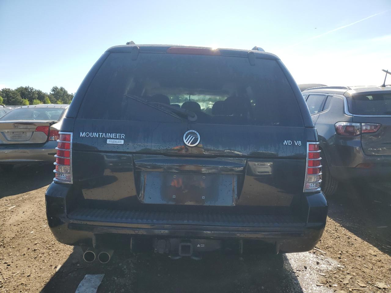 4M2DU86W43ZJ45083 2003 Mercury Mountaineer