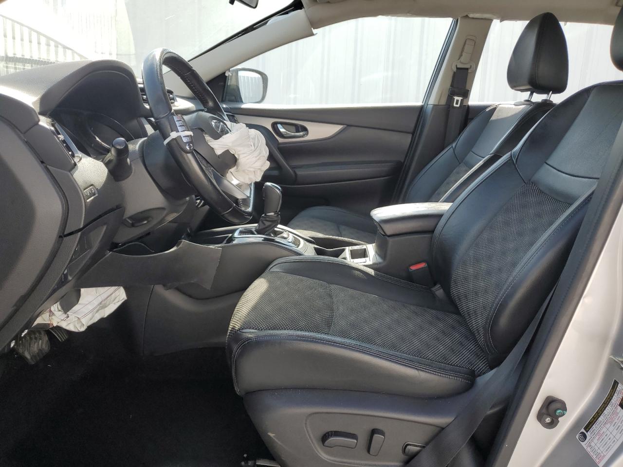 JN1BJ1CV9LW281139 NISSAN ROGUE 2020