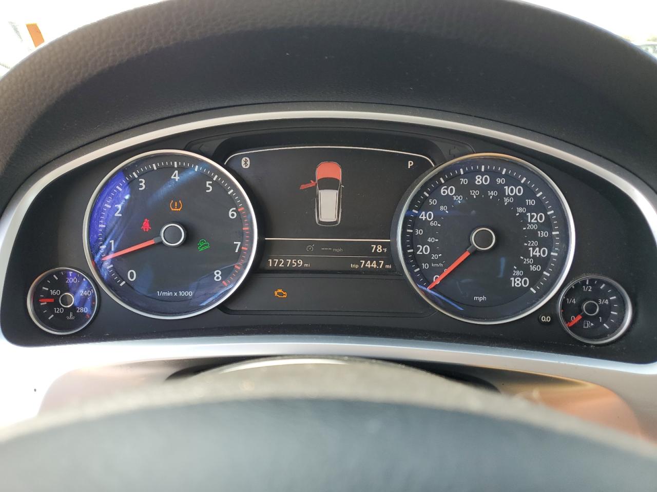 WVGEF9BP6CD008891 2012 Volkswagen Touareg V6