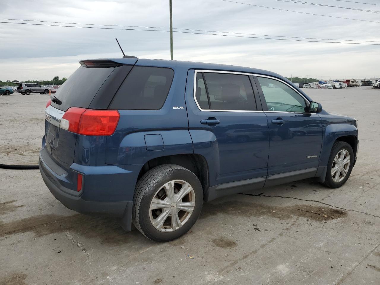 2GKALMEKXH6126855 2017 GMC Terrain Sle