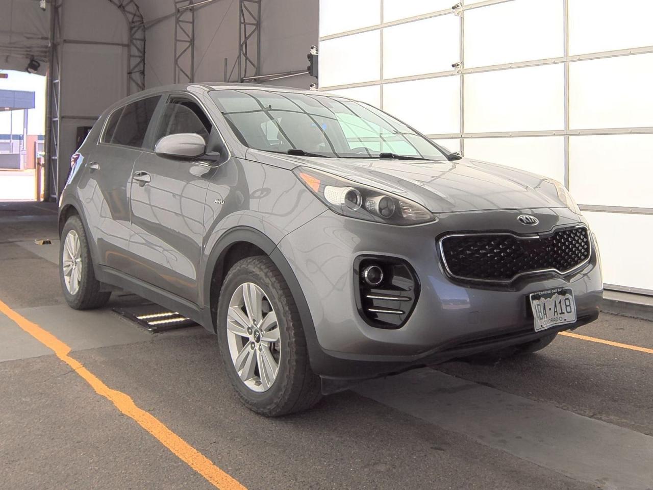 KNDPMCACXJ7332338 2018 Kia Sportage Lx