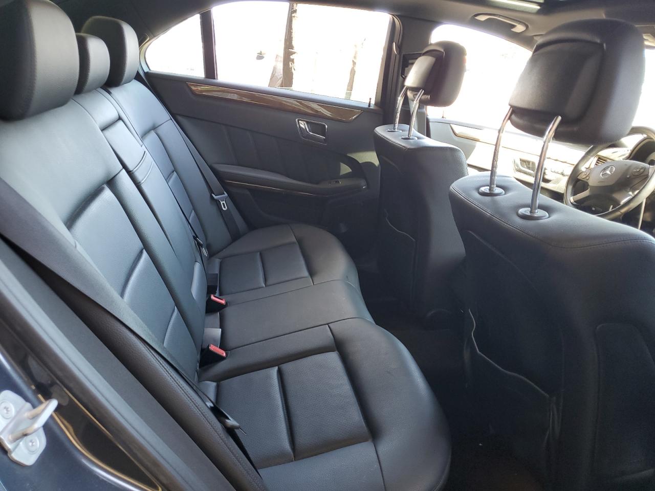 WDDHF8HB9BA348694 2011 Mercedes-Benz E 350 4Matic