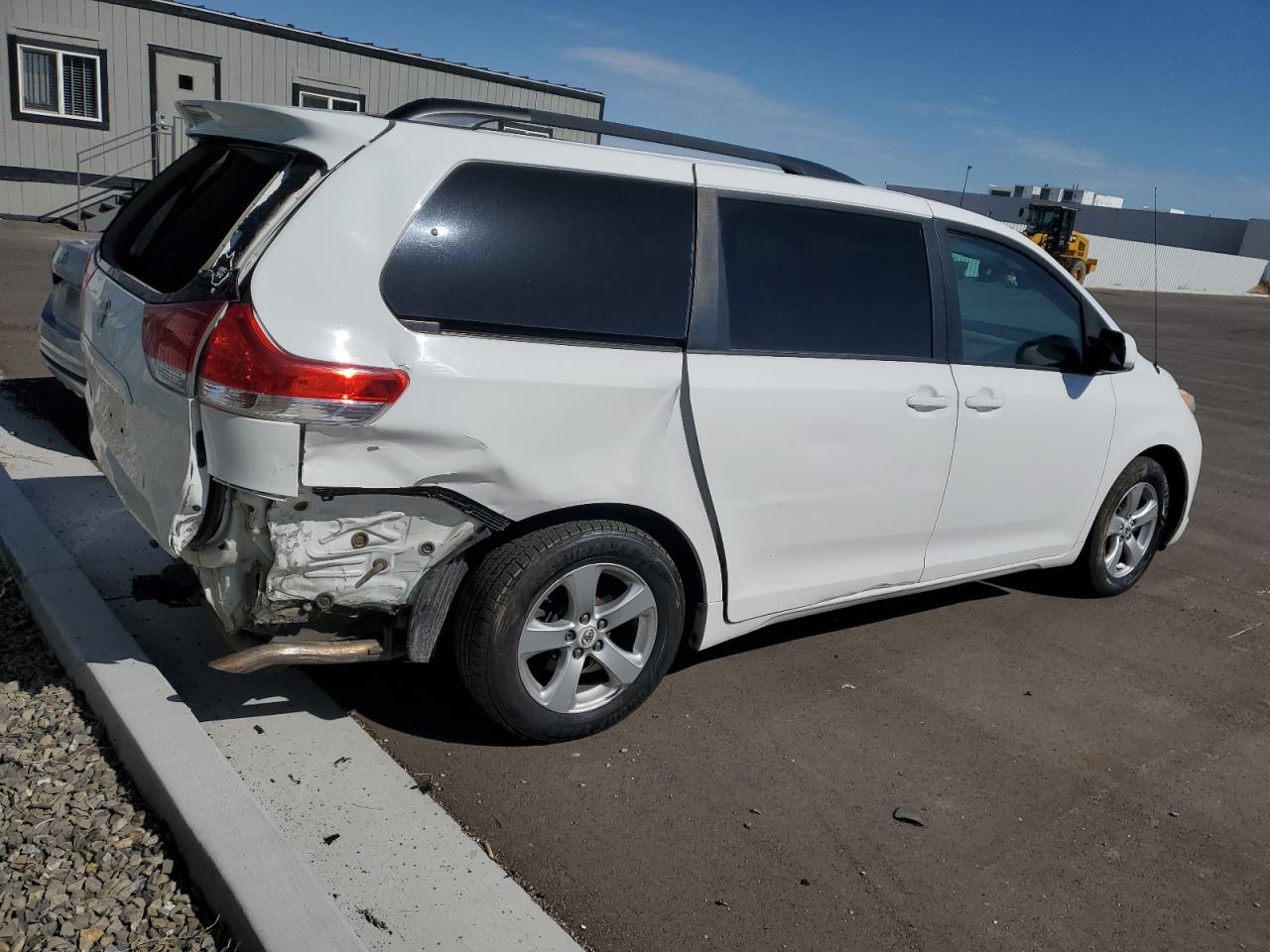 2012 Toyota Sienna Le vin: 5TDKK3DC8CS221422