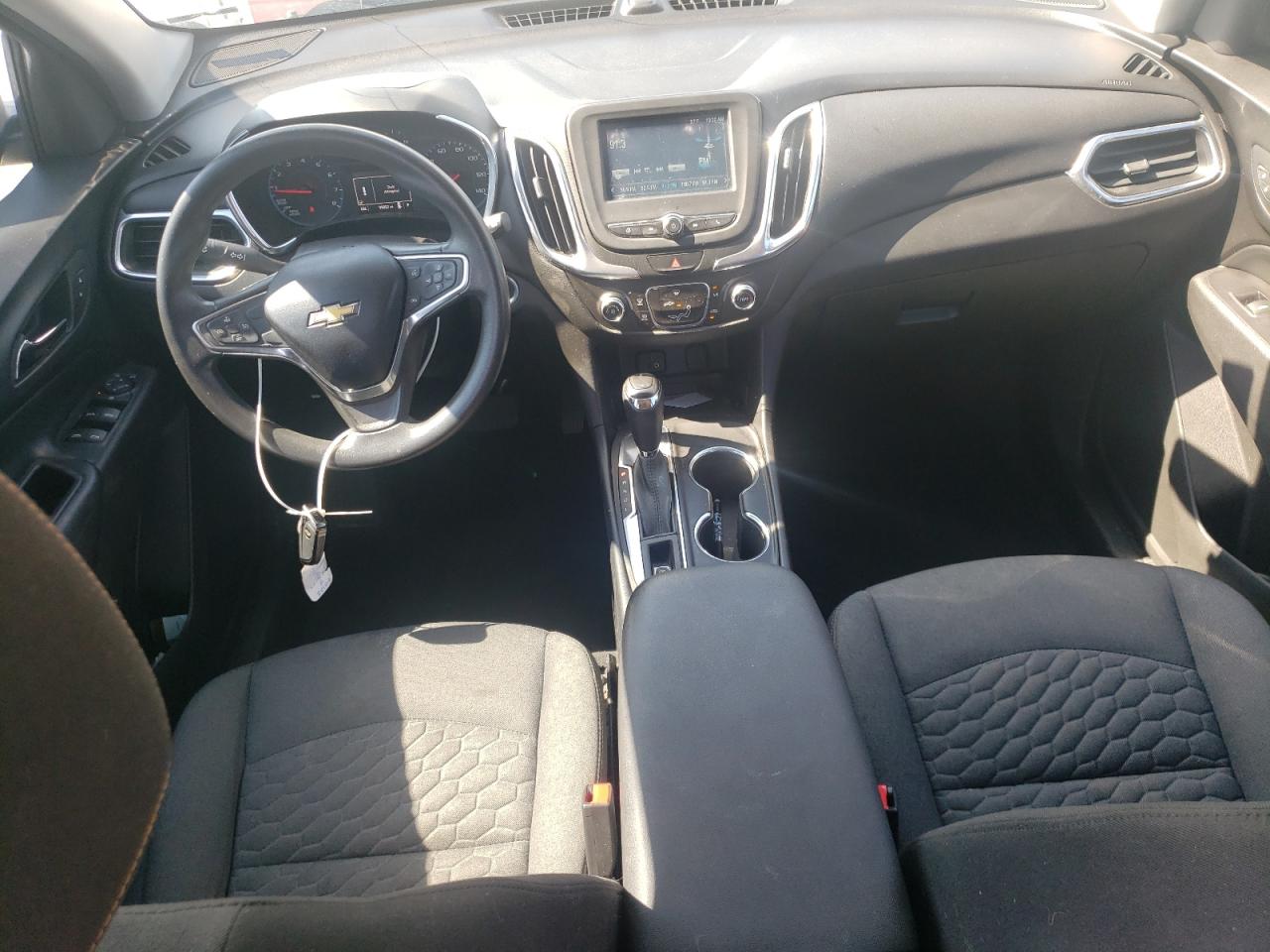2GNAXJEV4J6149148 2018 Chevrolet Equinox Lt