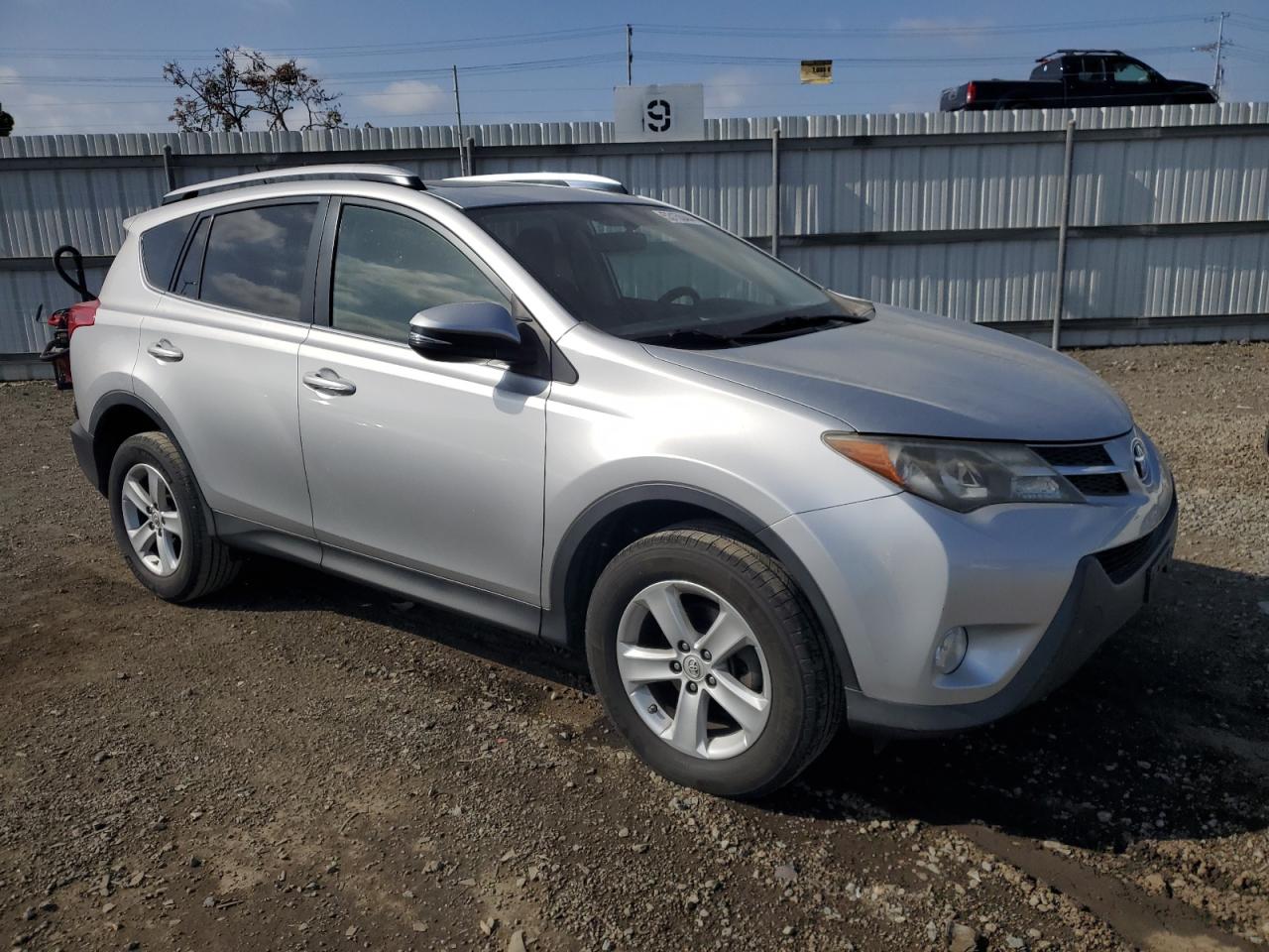 2013 Toyota Rav4 Xle vin: JTMWFREV6DD023931