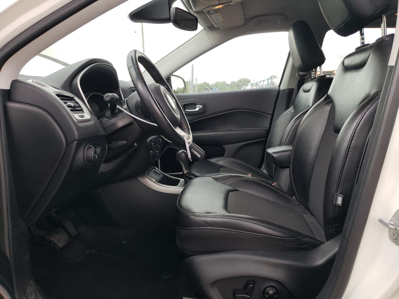 3C4NJCBB6KT612843 2019 Jeep Compass Latitude