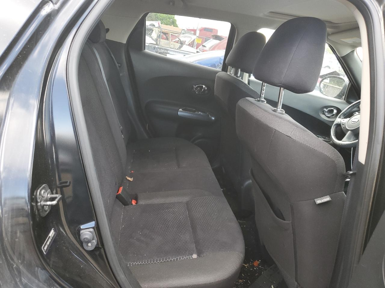 JN8AF5MR9BT018589 2011 Nissan Juke S