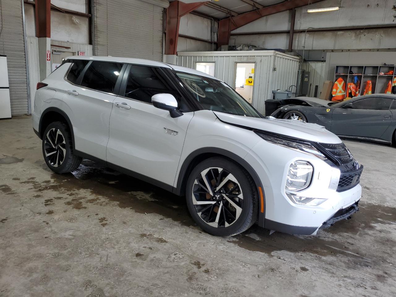 Lot #2592256172 2023 MITSUBISHI OUTLANDER