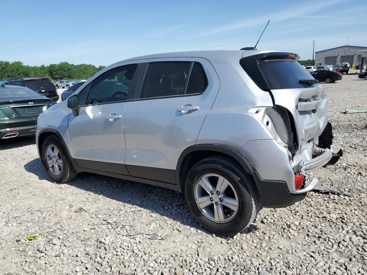 KL7CJKSB0MB323993 CHEVROLET TRAX 2021