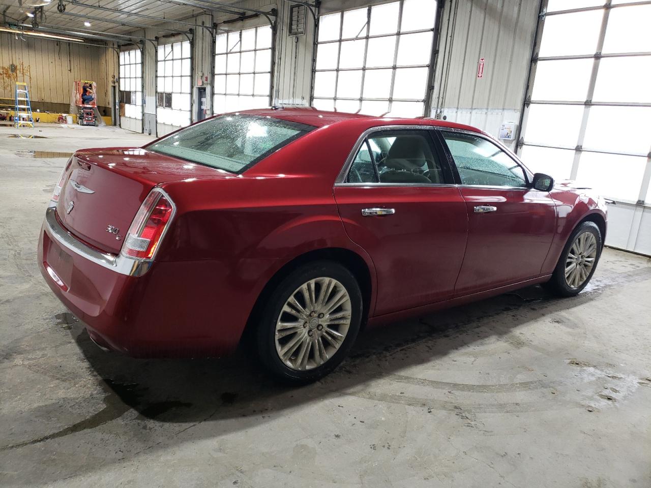 2014 Chrysler 300C vin: 2C3CCAKG6EH125614