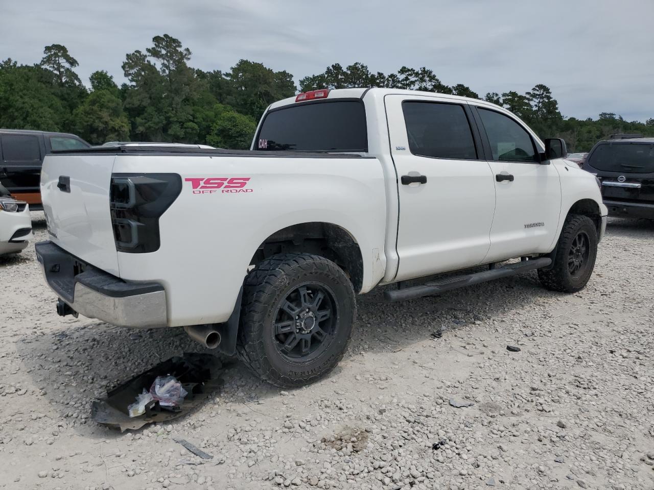 5TFEM5F12DX057465 2013 Toyota Tundra Crewmax Sr5