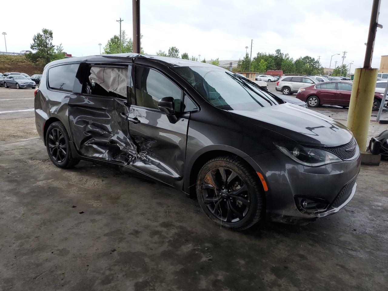 Lot #2895341433 2019 CHRYSLER PACIFICA T