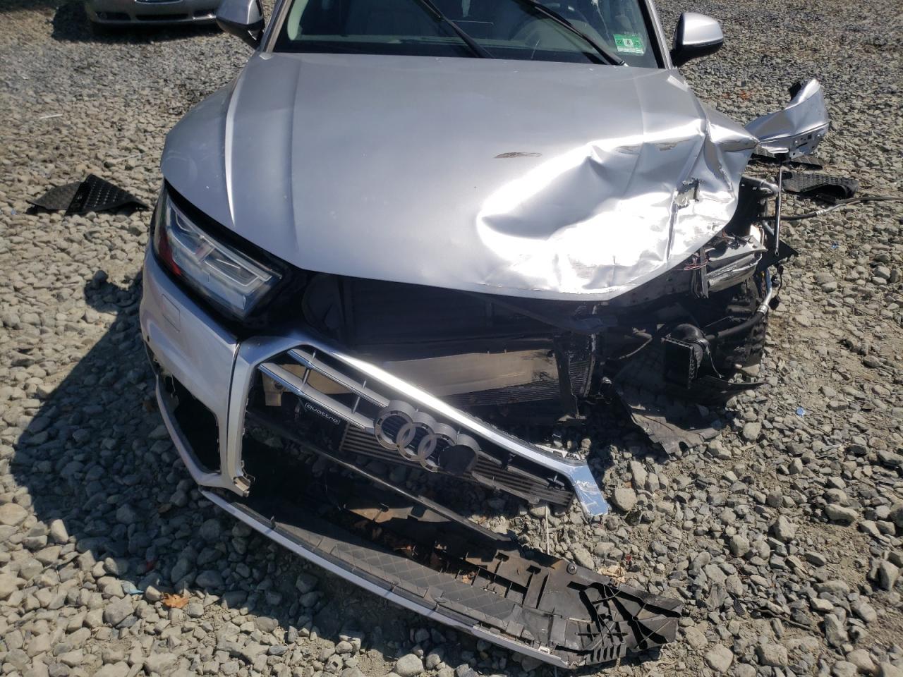 WA1BNAFY9J2160908 2018 Audi Q5 Premium Plus